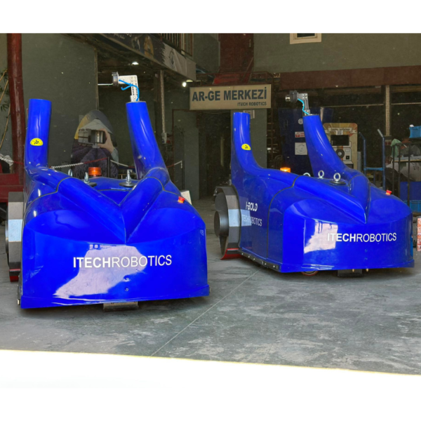 Pašarų pristūmimo robotas I-BOLD